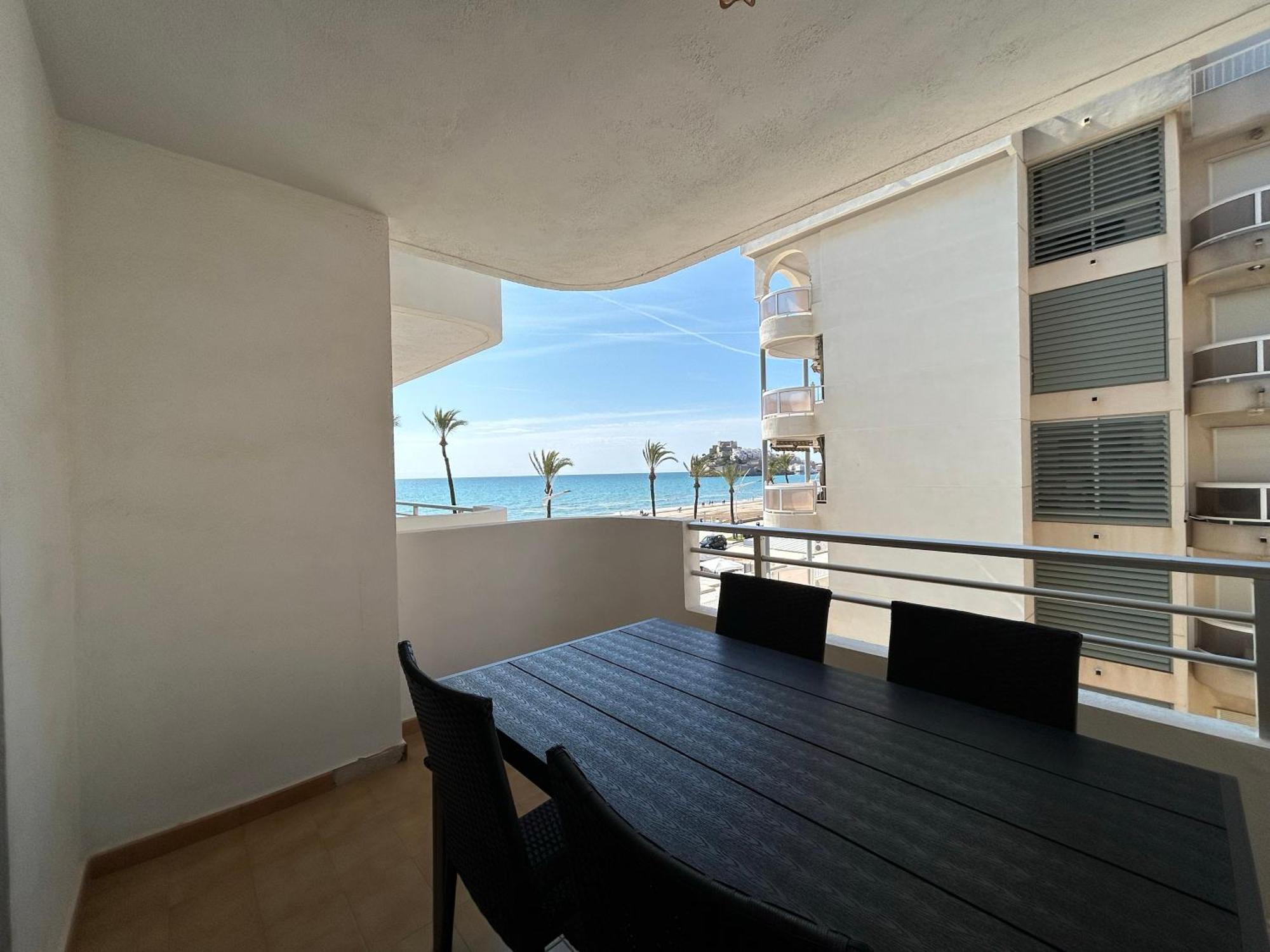 Primera Linea Coliseum Apartment Peniscola Exterior photo